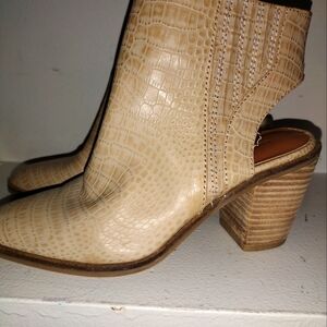 Lucky&brand Uncle boots size 7